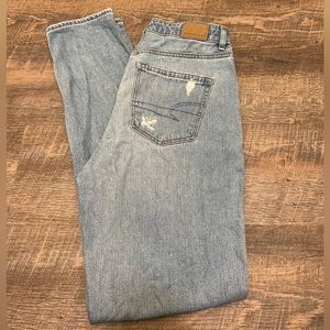 American Eagle Mom Jeans